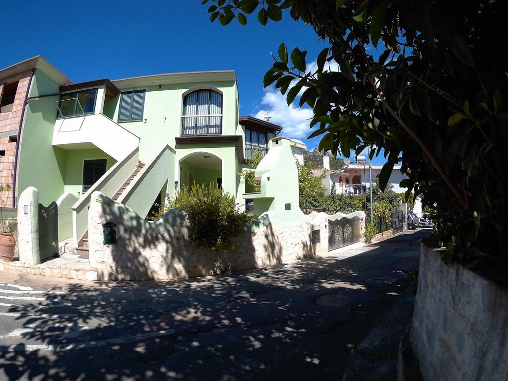 Apartment Verde Santa Maria Navarrese Bagian luar foto